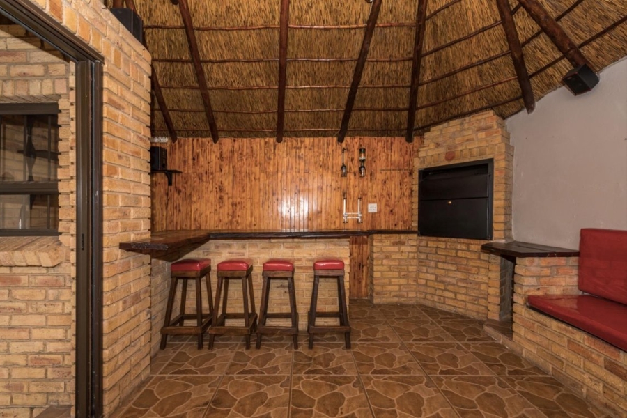 2 Bedroom Property for Sale in Primrose Hill Gauteng