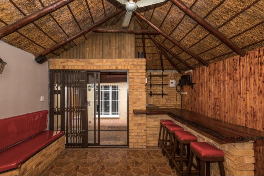 2 Bedroom Property for Sale in Primrose Hill Gauteng
