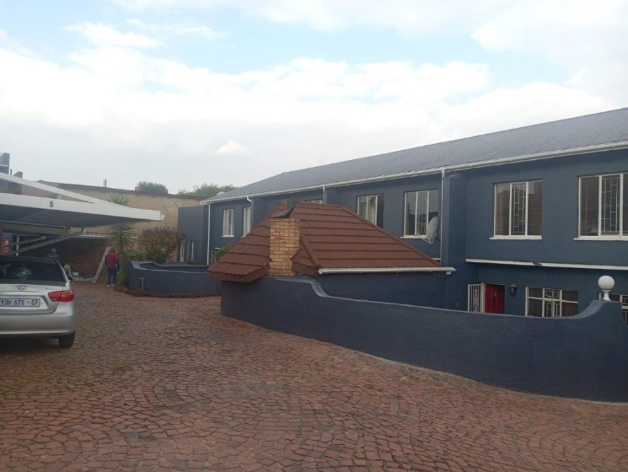 2 Bedroom Property for Sale in Primrose Hill Gauteng