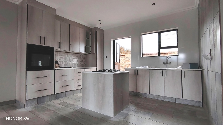 3 Bedroom Property for Sale in Riversdale Gauteng