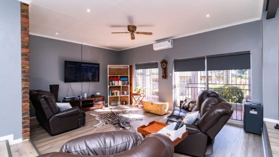 4 Bedroom Property for Sale in Aston Manor Gauteng