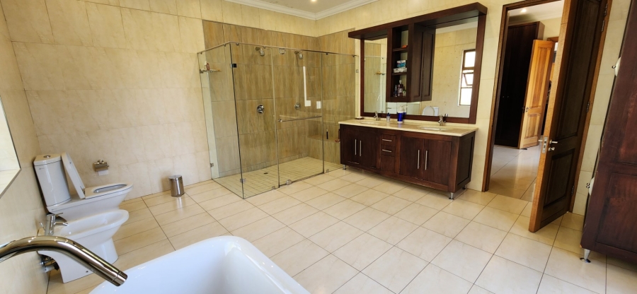 3 Bedroom Property for Sale in Rossmore Gauteng