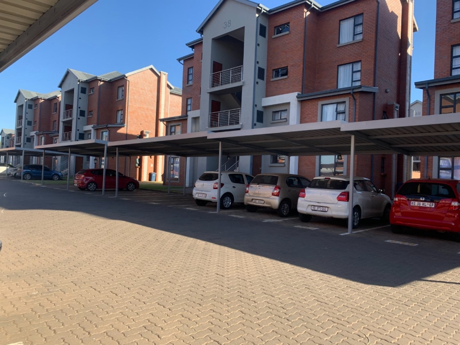 To Let 2 Bedroom Property for Rent in Irene Gauteng