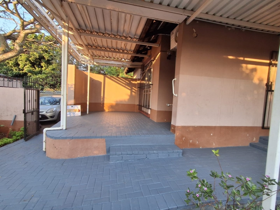 To Let 3 Bedroom Property for Rent in Florauna Gauteng