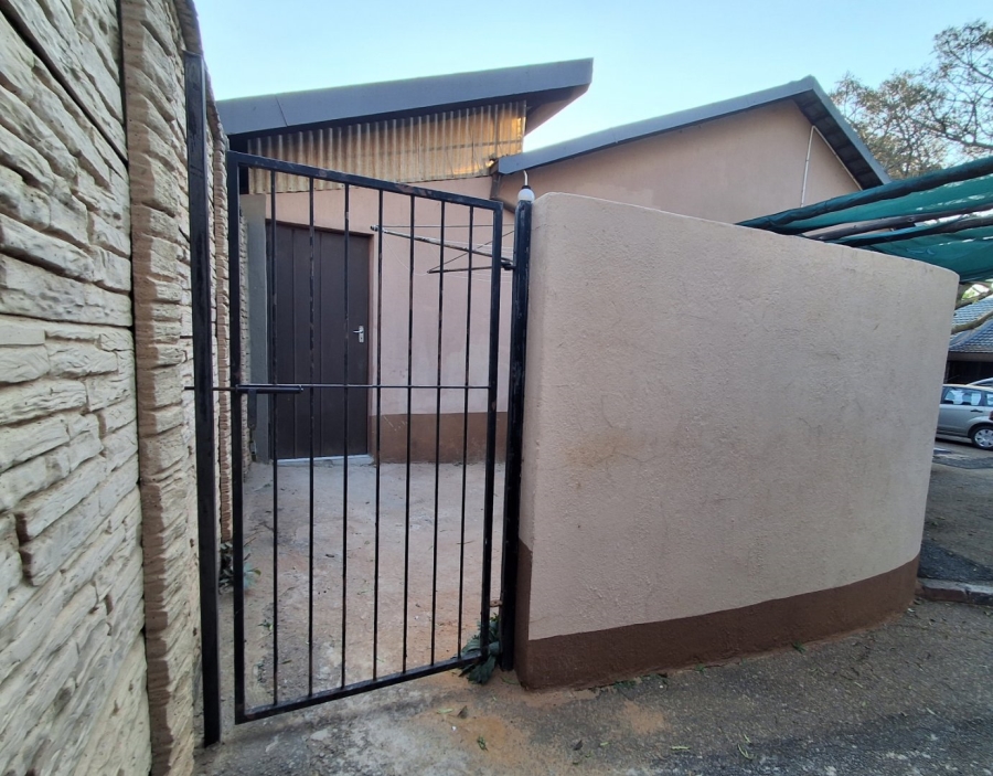 To Let 3 Bedroom Property for Rent in Florauna Gauteng