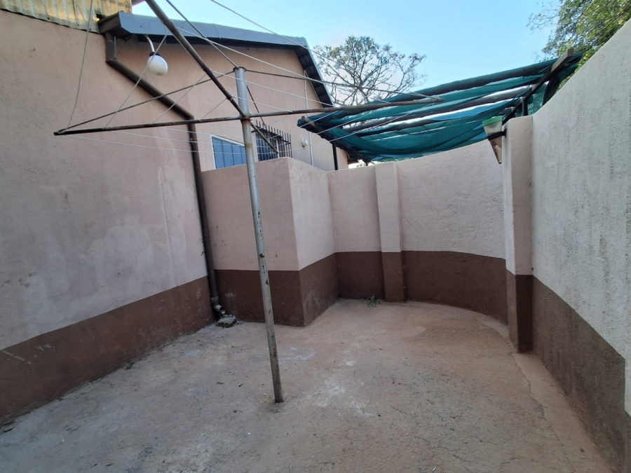 To Let 3 Bedroom Property for Rent in Florauna Gauteng