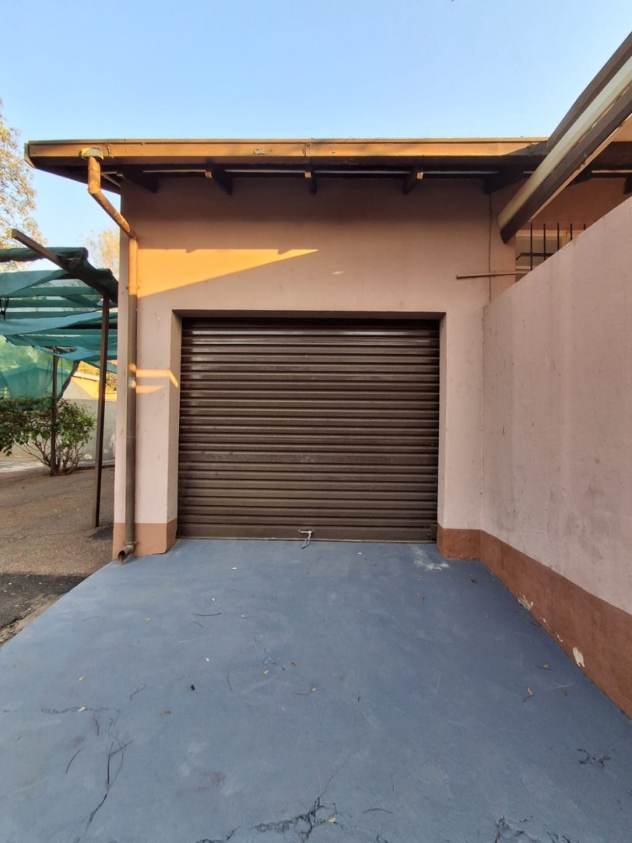 To Let 3 Bedroom Property for Rent in Florauna Gauteng