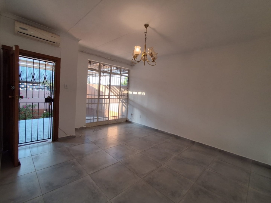To Let 3 Bedroom Property for Rent in Florauna Gauteng