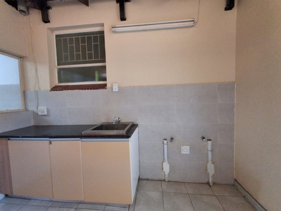 To Let 3 Bedroom Property for Rent in Florauna Gauteng