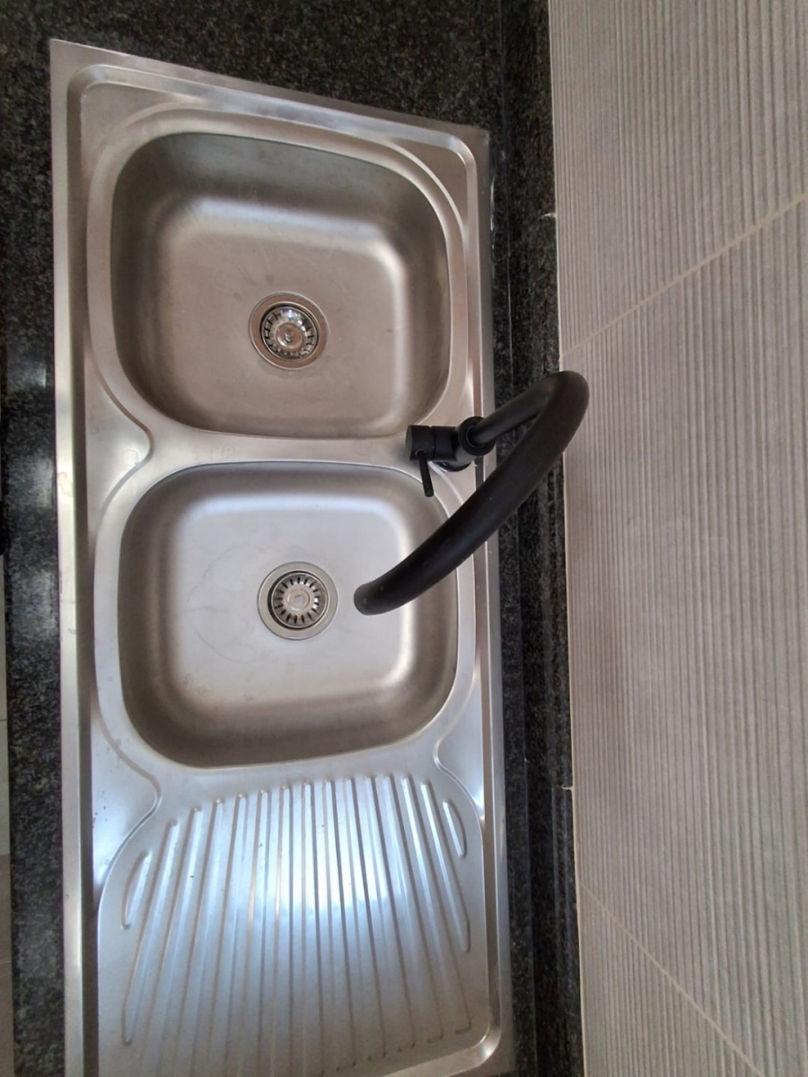 To Let 3 Bedroom Property for Rent in Florauna Gauteng