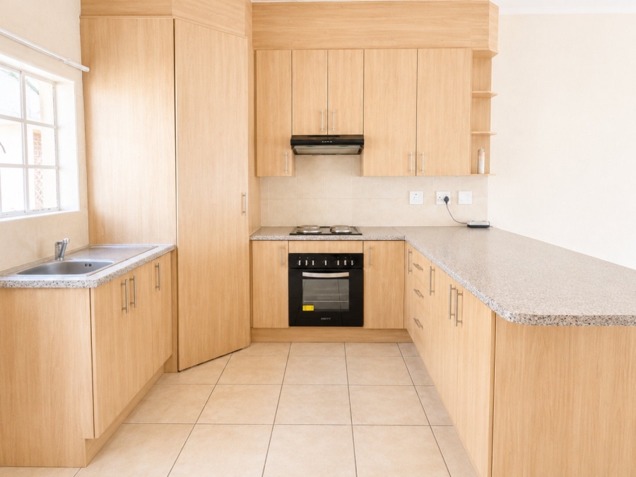 2 Bedroom Property for Sale in Harveston A H Gauteng