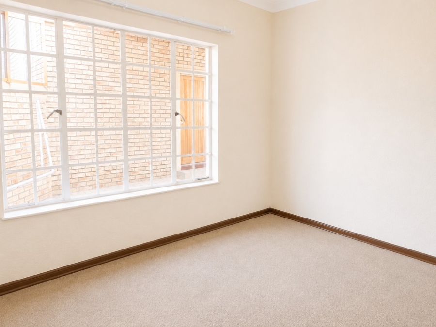 2 Bedroom Property for Sale in Harveston A H Gauteng