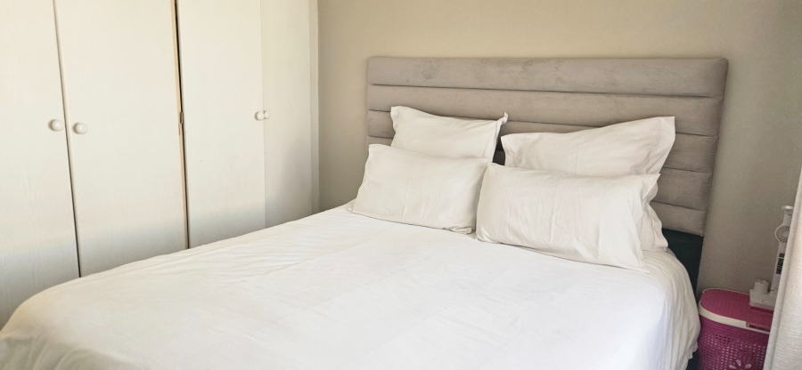 2 Bedroom Property for Sale in Noordhang Gauteng