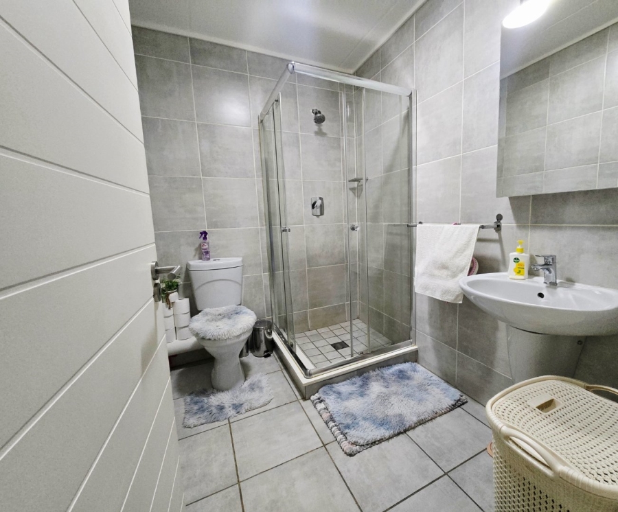 To Let 2 Bedroom Property for Rent in Witfield Gauteng