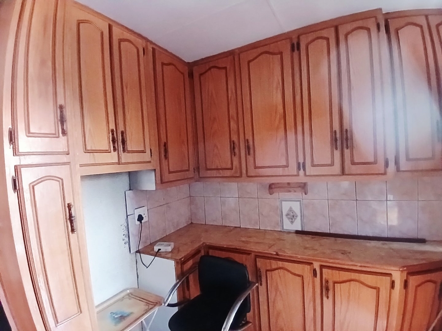  Bedroom Property for Sale in Kwa Thema Gauteng