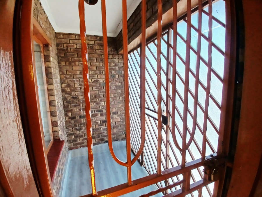 Bedroom Property for Sale in Kwa Thema Gauteng