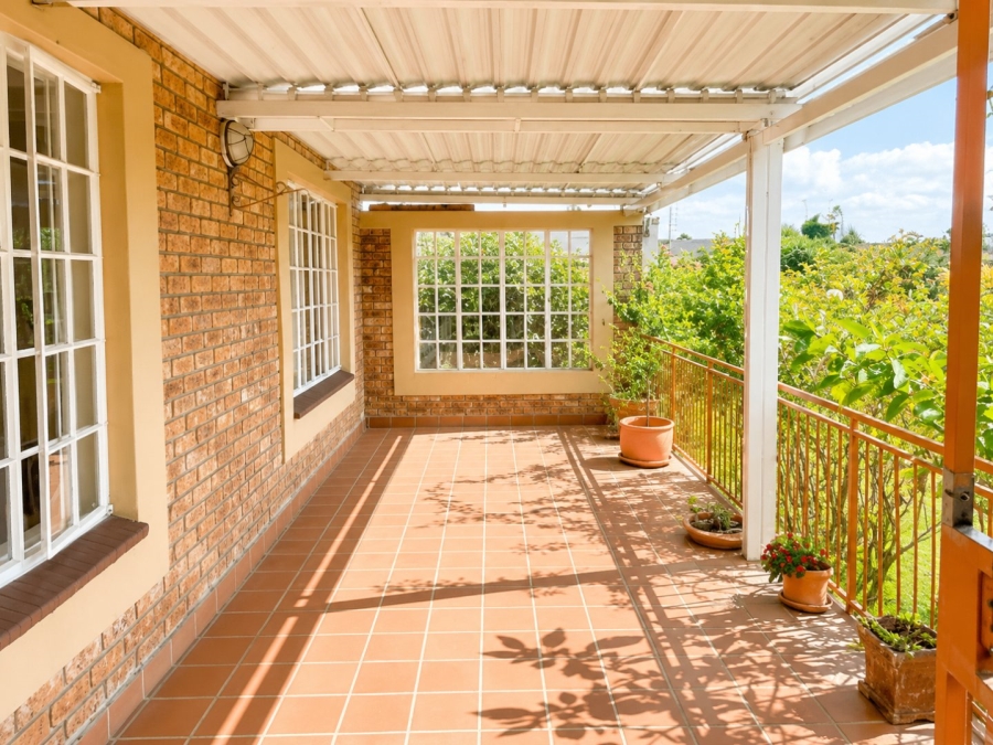 2 Bedroom Property for Sale in Harveston A H Gauteng