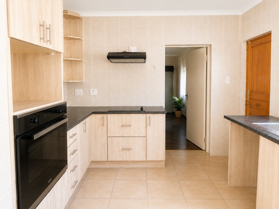 2 Bedroom Property for Sale in Harveston A H Gauteng