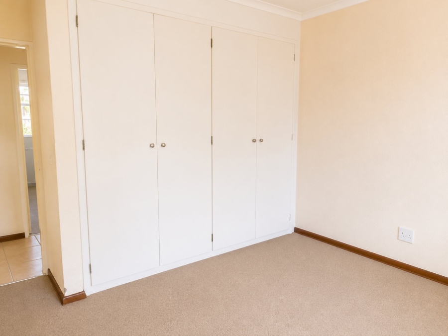 2 Bedroom Property for Sale in Harveston A H Gauteng