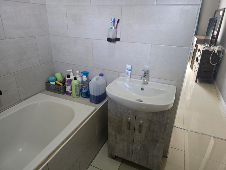 4 Bedroom Property for Sale in Witfield Gauteng