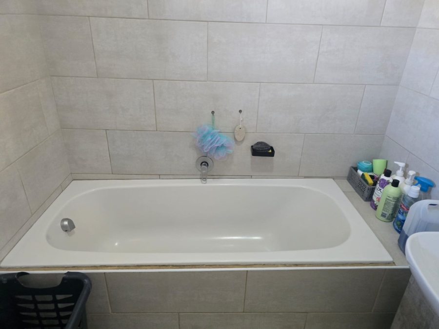 4 Bedroom Property for Sale in Witfield Gauteng