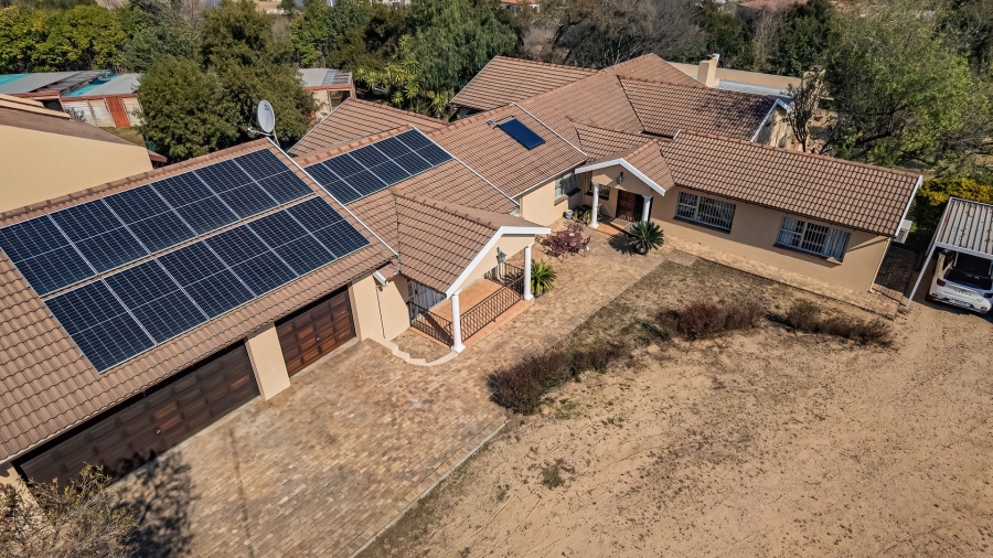 4 Bedroom Property for Sale in Chartwell Gauteng