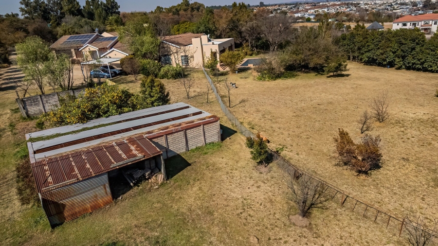 4 Bedroom Property for Sale in Chartwell Gauteng