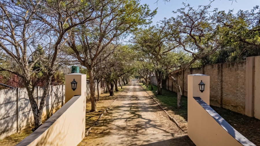 4 Bedroom Property for Sale in Chartwell Gauteng