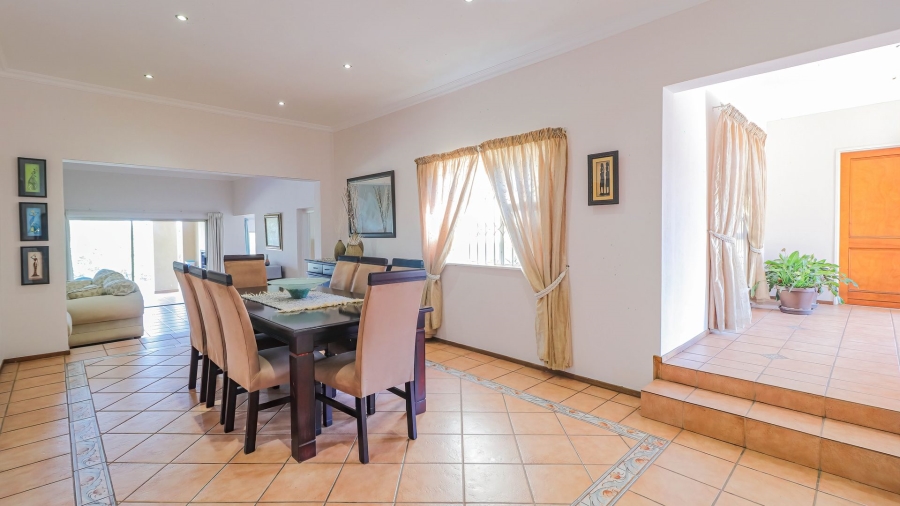 4 Bedroom Property for Sale in Chartwell Gauteng