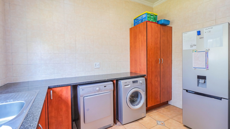 4 Bedroom Property for Sale in Chartwell Gauteng
