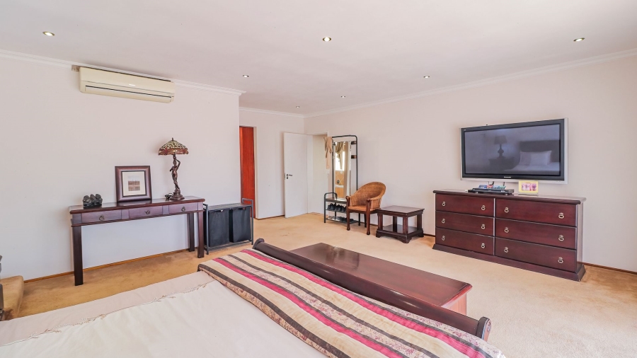 4 Bedroom Property for Sale in Chartwell Gauteng