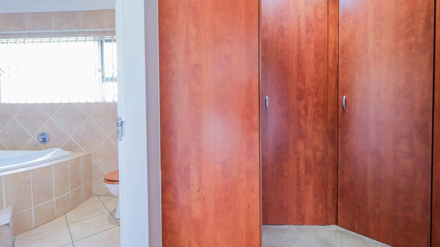 4 Bedroom Property for Sale in Chartwell Gauteng