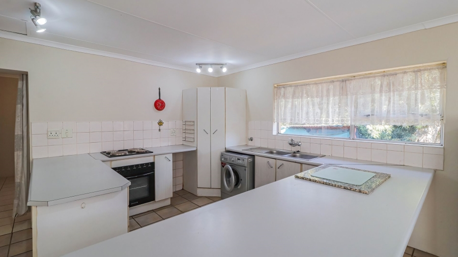 4 Bedroom Property for Sale in Chartwell Gauteng