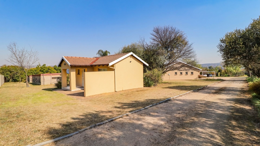 4 Bedroom Property for Sale in Chartwell Gauteng