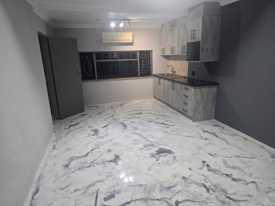 To Let 1 Bedroom Property for Rent in Wonderboom South Gauteng