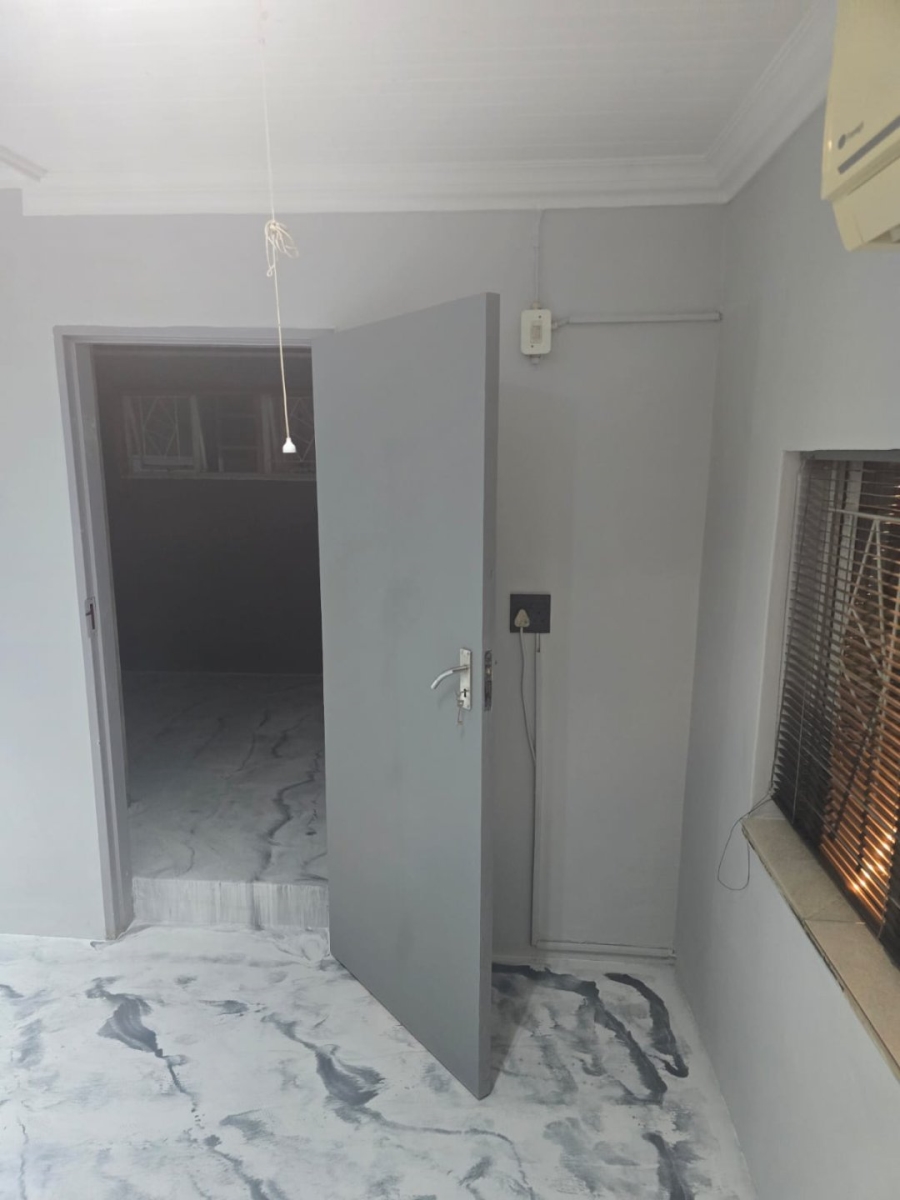 To Let 1 Bedroom Property for Rent in Wonderboom South Gauteng