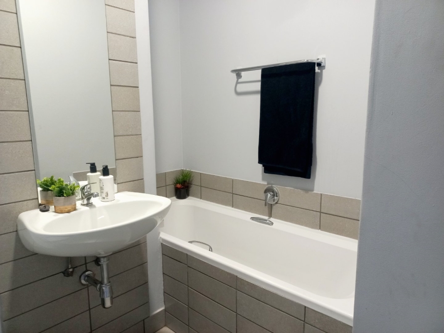 To Let 2 Bedroom Property for Rent in Annlin Gauteng