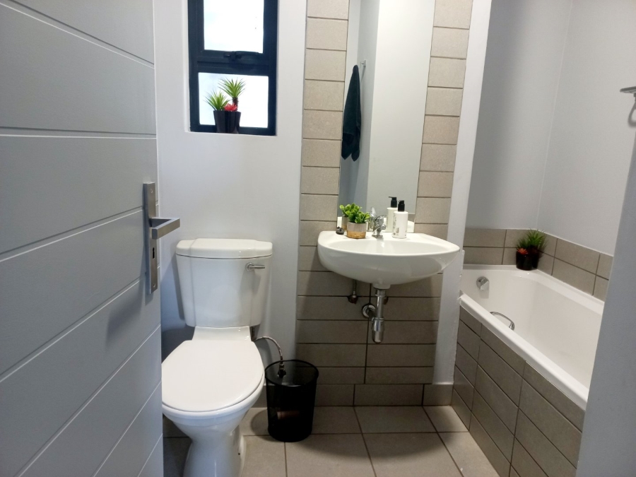 To Let 2 Bedroom Property for Rent in Annlin Gauteng