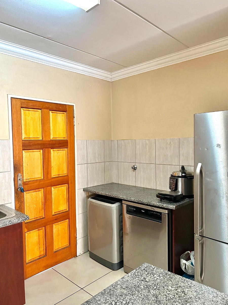 To Let 2 Bedroom Property for Rent in Terenure Gauteng
