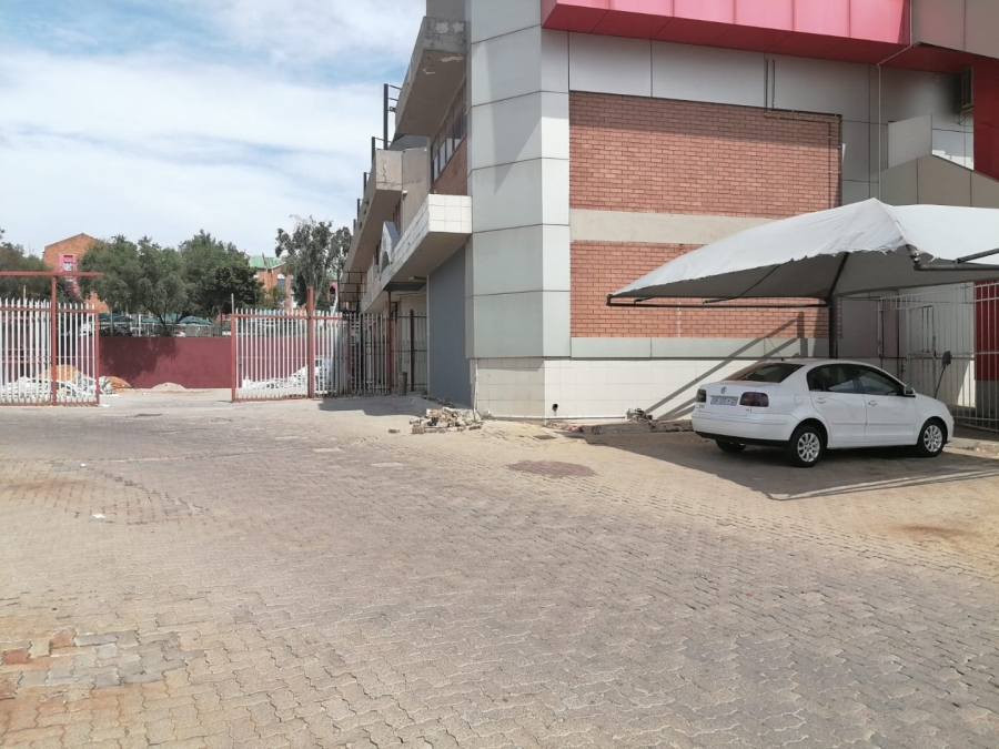 To Let Commercial Property for Rent in Halfway House Gauteng