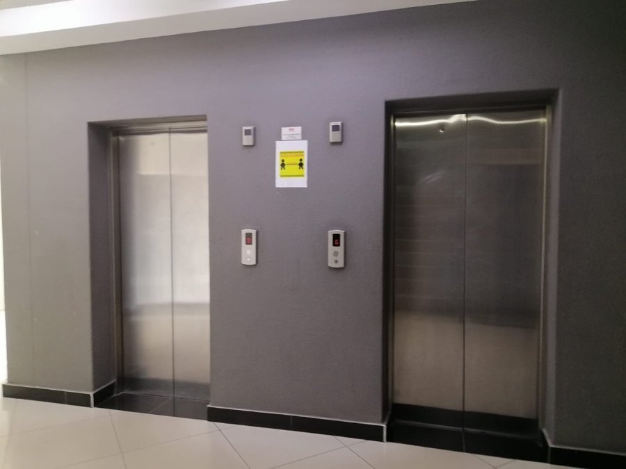 To Let Commercial Property for Rent in Halfway House Gauteng