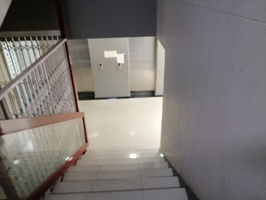 To Let Commercial Property for Rent in Halfway House Gauteng