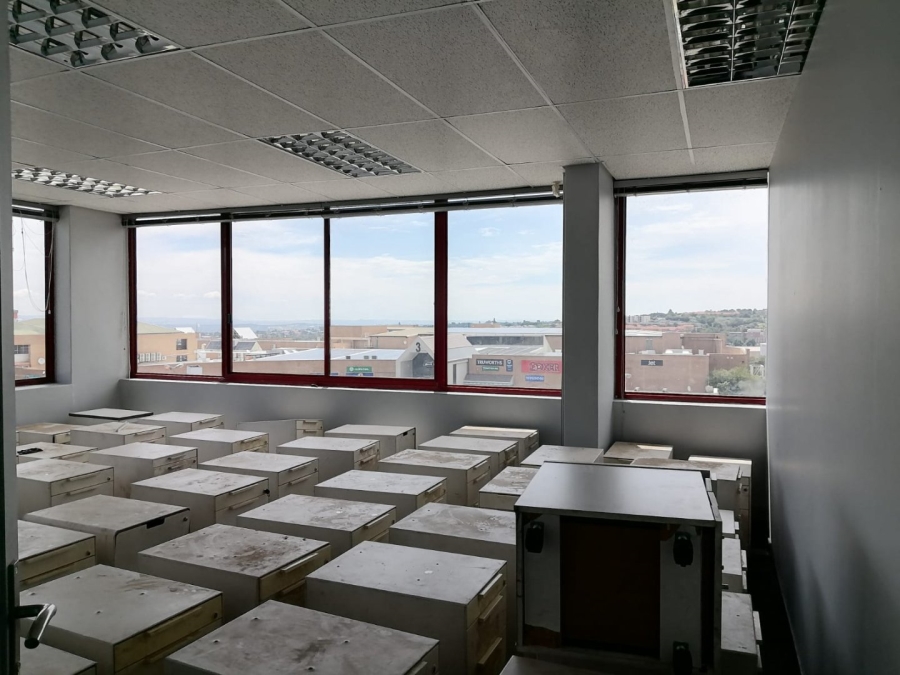 To Let Commercial Property for Rent in Halfway House Gauteng
