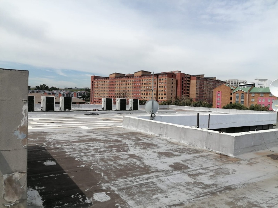 To Let Commercial Property for Rent in Halfway House Gauteng