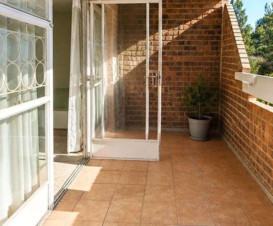 3 Bedroom Property for Sale in Three Rivers Proper Gauteng