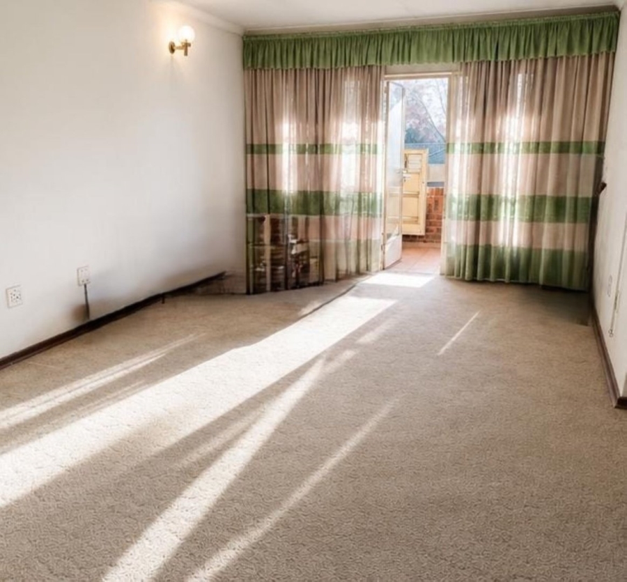 3 Bedroom Property for Sale in Three Rivers Proper Gauteng
