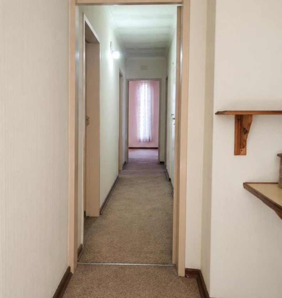 3 Bedroom Property for Sale in Three Rivers Proper Gauteng