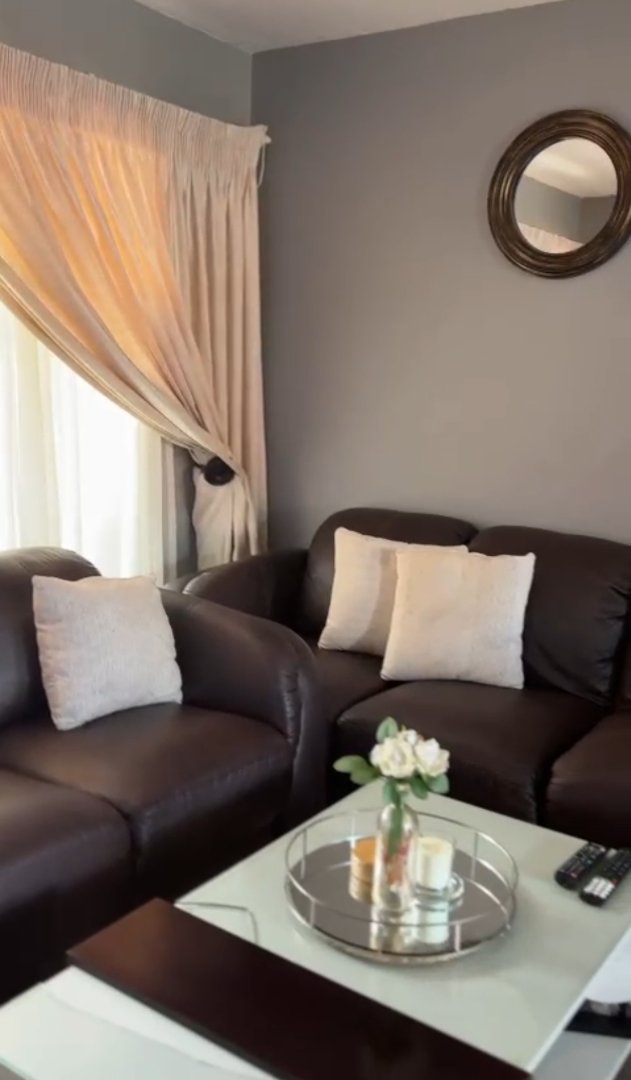 To Let 2 Bedroom Property for Rent in Karenpark Gauteng