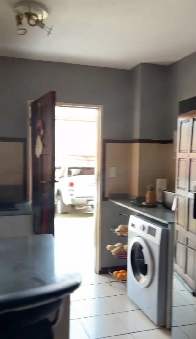 To Let 2 Bedroom Property for Rent in Karenpark Gauteng