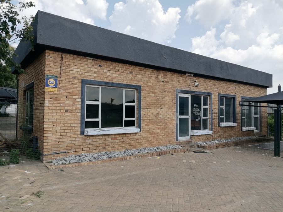 To Let Commercial Property for Rent in Halfway House Gauteng